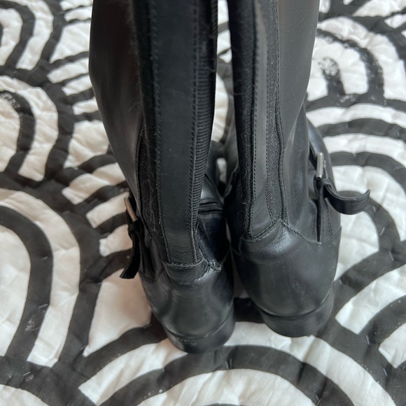 Clarks Black Leather Heeled Boots - Picture 5 of 7